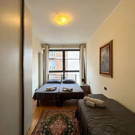 Exclusive 120 Sqm In The Heart Of بيرغامو