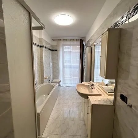 Exclusive 120 Sqm In The Heart Of شقة
