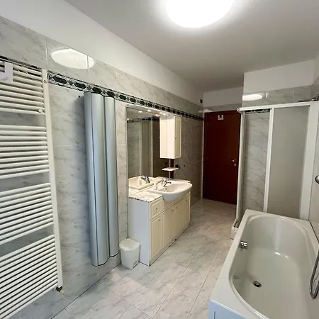 شقة Exclusive 120 Sqm In The Heart Of